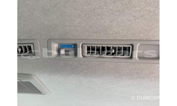 Buy Import Toyota Hiace White Car in Import - Dubai in Central Buy Import Toyota Hiace White Car in Import - Dubai in Central