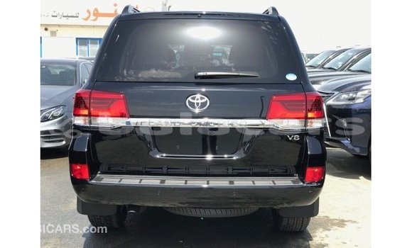 Buy Import Toyota Land Cruiser Black Car in Import - Dubai in Central Buy Import Toyota Land Cruiser Black Car in Import - Dubai in Central