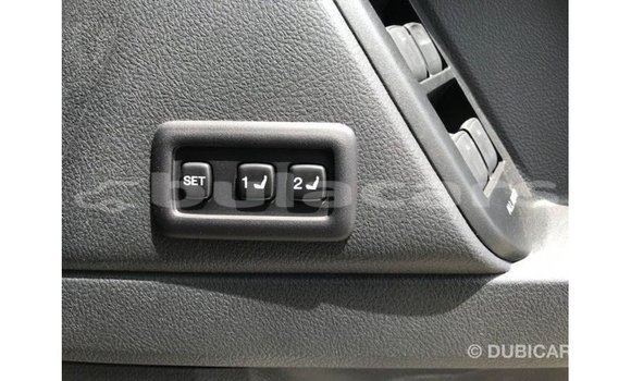 Acheter Import Voiture Toyota Prado Gris à Import - Dubai, Central Acheter Import Voiture Toyota Prado Gris à Import - Dubai, Central