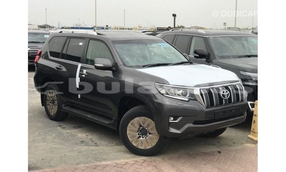 Acheter Import Voiture Toyota Prado Gris à Import - Dubai, Central Acheter Import Voiture Toyota Prado Gris à Import - Dubai, Central