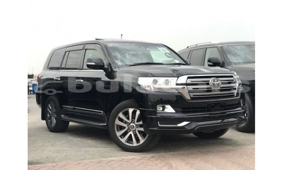 Buy Import Toyota Land Cruiser Black Car in Import - Dubai in Central Buy Import Toyota Land Cruiser Black Car in Import - Dubai in Central