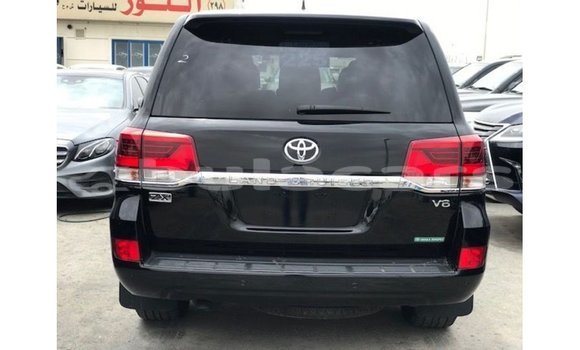 Buy Import Toyota Land Cruiser Black Car in Import - Dubai in Central Buy Import Toyota Land Cruiser Black Car in Import - Dubai in Central