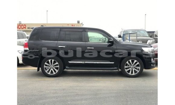 Buy Import Toyota Land Cruiser Black Car in Import - Dubai in Central Buy Import Toyota Land Cruiser Black Car in Import - Dubai in Central