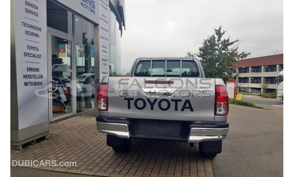 Buy Import Toyota Hilux Brown Car in Import - Dubai in Central Buy Import Toyota Hilux Brown Car in Import - Dubai in Central