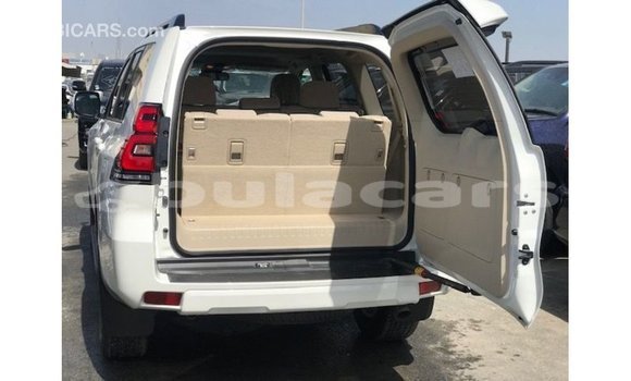 Buy Import Toyota Prado White Car in Import - Dubai in Central Buy Import Toyota Prado White Car in Import - Dubai in Central