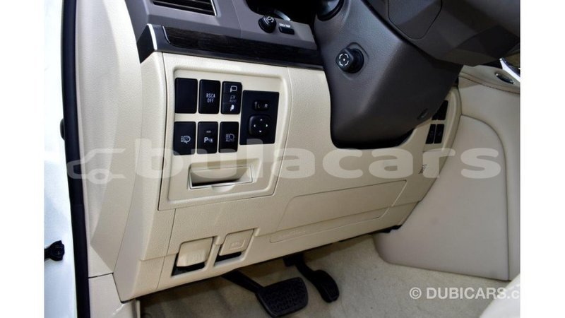 Big with watermark toyota land cruiser central import dubai 7010