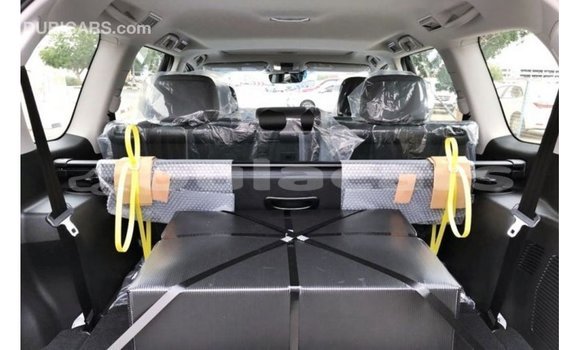 Acheter Import Voiture Toyota Prado Bleu à Import - Dubai, Central Acheter Import Voiture Toyota Prado Bleu à Import - Dubai, Central