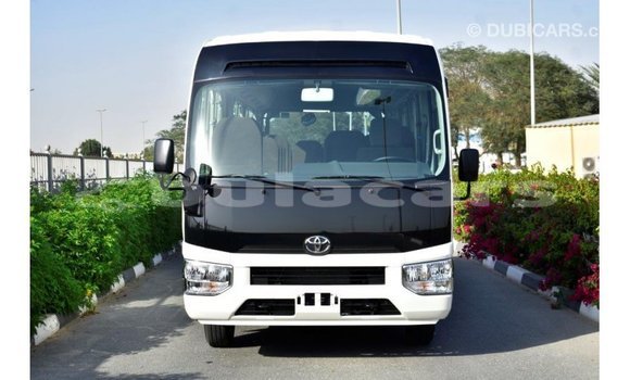 Acheter Import Voiture Toyota Coaster Blanc à Import - Dubai, Central Acheter Import Voiture Toyota Coaster Blanc à Import - Dubai, Central