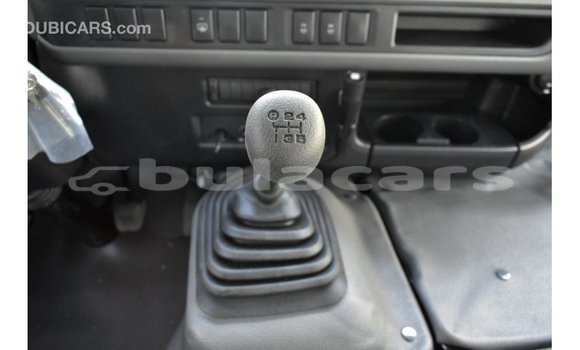 Acheter Import Voiture Toyota Coaster Blanc à Import - Dubai, Central Acheter Import Voiture Toyota Coaster Blanc à Import - Dubai, Central