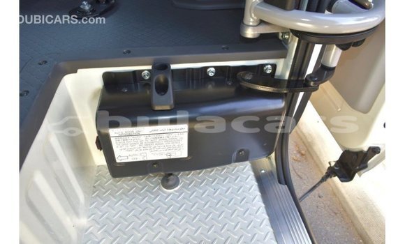 Acheter Import Voiture Toyota Coaster Blanc à Import - Dubai, Central Acheter Import Voiture Toyota Coaster Blanc à Import - Dubai, Central