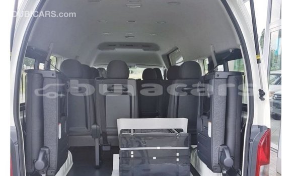Buy Import Toyota Hiace White Car in Import - Dubai in Central Buy Import Toyota Hiace White Car in Import - Dubai in Central