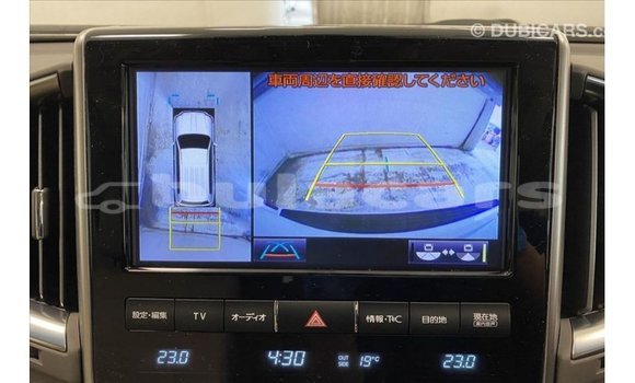 Buy Import Toyota Land Cruiser White Car in Import - Dubai in Central Buy Import Toyota Land Cruiser White Car in Import - Dubai in Central