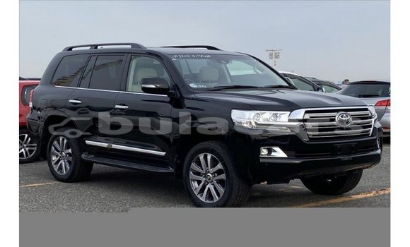 Acheter Import Voiture Toyota Land Cruiser Noir à Import - Dubai, Central Acheter Import Voiture Toyota Land Cruiser Noir à Import - Dubai, Central