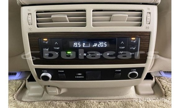 Acheter Import Voiture Toyota Land Cruiser Noir à Import - Dubai, Central Acheter Import Voiture Toyota Land Cruiser Noir à Import - Dubai, Central