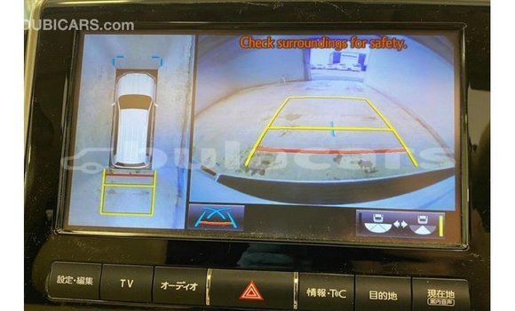 Acheter Import Voiture Toyota Land Cruiser Blanc à Import - Dubai, Central Acheter Import Voiture Toyota Land Cruiser Blanc à Import - Dubai, Central