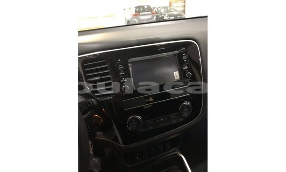 Acheter Import Voiture Mitsubishi Outlander Noir à Import - Dubai, Central Acheter Import Voiture Mitsubishi Outlander Noir à Import - Dubai, Central