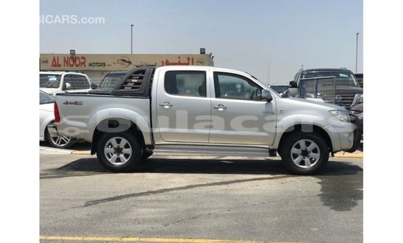 Buy Import Toyota Hilux Grey Car in Import - Dubai in Central Buy Import Toyota Hilux Grey Car in Import - Dubai in Central