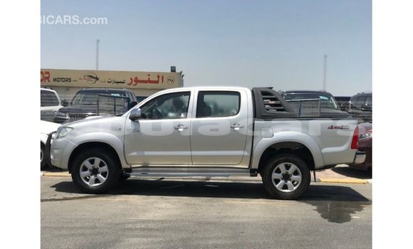 Buy Import Toyota Hilux Grey Car in Import - Dubai in Central Buy Import Toyota Hilux Grey Car in Import - Dubai in Central