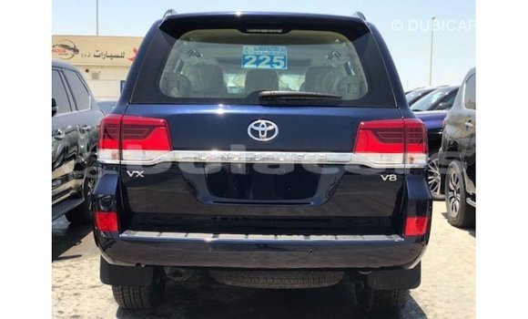 Acheter Import Voiture Toyota Land Cruiser Bleu à Import - Dubai, Central Acheter Import Voiture Toyota Land Cruiser Bleu à Import - Dubai, Central