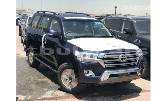 Acheter Import Voiture Toyota Land Cruiser Bleu à Import - Dubai, Central Acheter Import Voiture Toyota Land Cruiser Bleu à Import - Dubai, Central