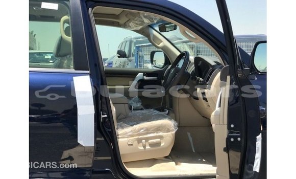 Acheter Import Voiture Toyota Land Cruiser Bleu à Import - Dubai, Central Acheter Import Voiture Toyota Land Cruiser Bleu à Import - Dubai, Central