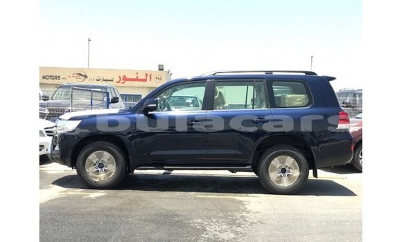 Acheter Import Voiture Toyota Land Cruiser Bleu à Import - Dubai, Central Acheter Import Voiture Toyota Land Cruiser Bleu à Import - Dubai, Central