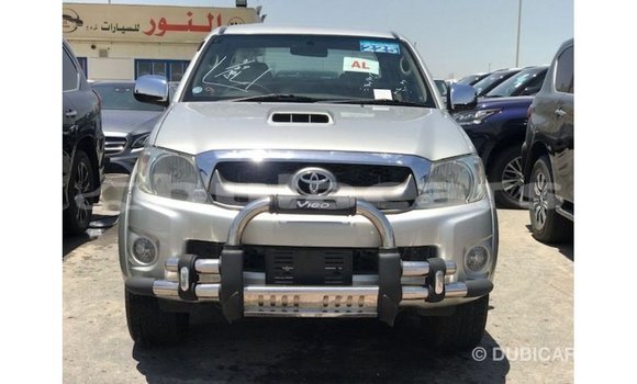 Buy Import Toyota Hilux Grey Car in Import - Dubai in Central Buy Import Toyota Hilux Grey Car in Import - Dubai in Central