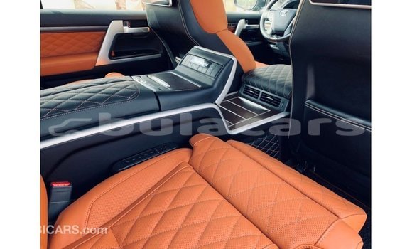 Acheter Import Voiture Toyota Land Cruiser Noir à Import - Dubai, Central Acheter Import Voiture Toyota Land Cruiser Noir à Import - Dubai, Central