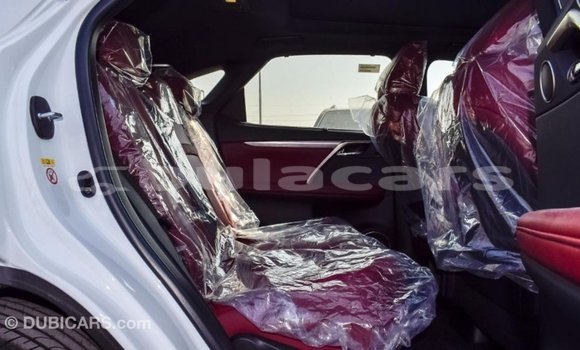 Acheter Import Voiture Lexus RX 300 Blanc à Import - Dubai, Central Acheter Import Voiture Lexus RX 300 Blanc à Import - Dubai, Central