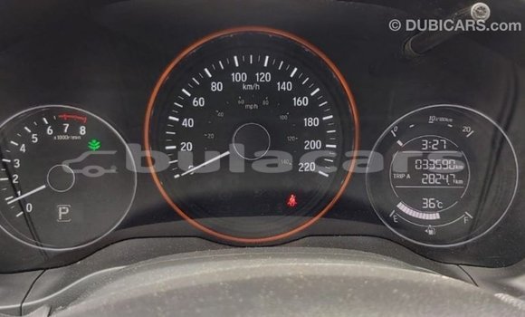 Acheter Import Moto Honda C Blanc à Import - Dubai, Central Acheter Import Moto Honda C Blanc à Import - Dubai, Central