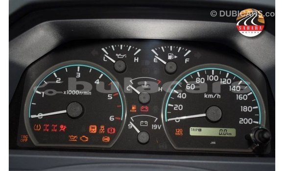 Acheter Import Voiture Toyota Land Cruiser Rouge à Import - Dubai, Central Acheter Import Voiture Toyota Land Cruiser Rouge à Import - Dubai, Central