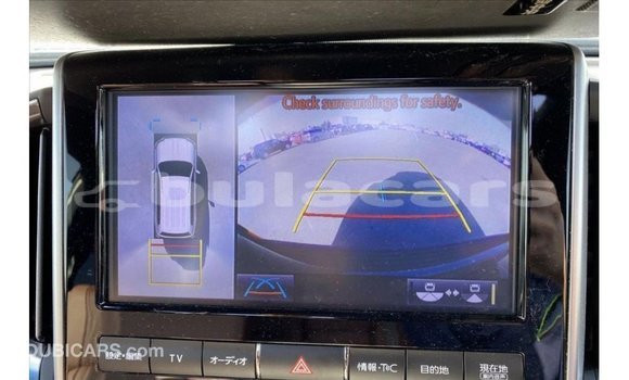 Acheter Import Voiture Toyota Land Cruiser Noir à Import - Dubai, Central Acheter Import Voiture Toyota Land Cruiser Noir à Import - Dubai, Central