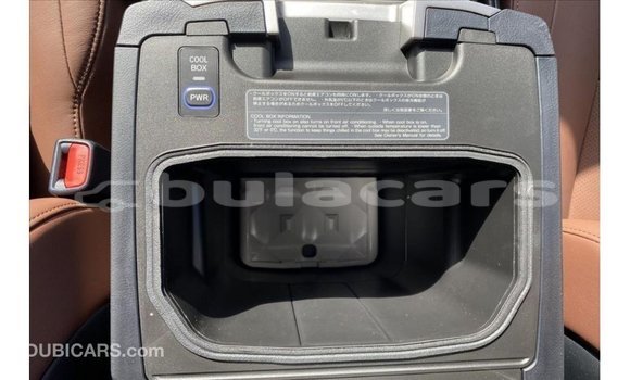 Acheter Import Voiture Toyota Land Cruiser Noir à Import - Dubai, Central Acheter Import Voiture Toyota Land Cruiser Noir à Import - Dubai, Central