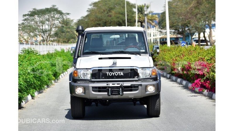 Big with watermark toyota land cruiser central import dubai 7073