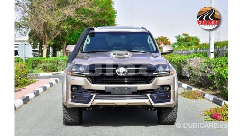 Big with watermark toyota land cruiser central import dubai 7074