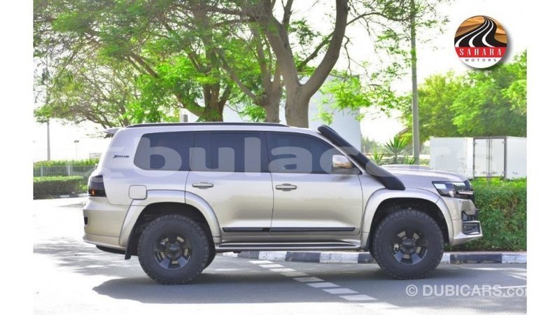 Big with watermark toyota land cruiser central import dubai 7074