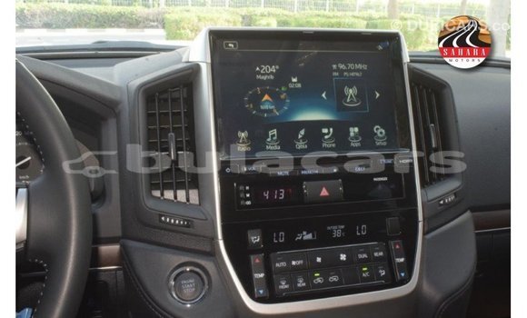 Acheter Import Voiture Toyota Land Cruiser Autre à Import - Dubai, Central Acheter Import Voiture Toyota Land Cruiser Autre à Import - Dubai, Central