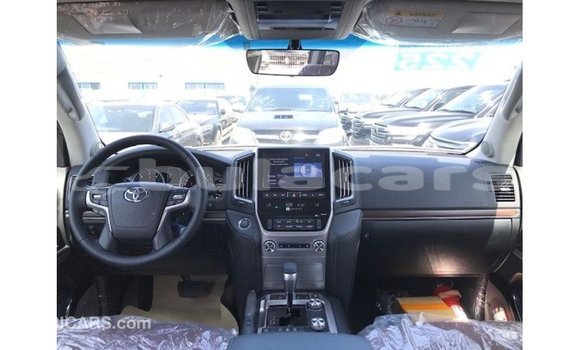 Buy Import Toyota Land Cruiser Black Car in Import - Dubai in Central Buy Import Toyota Land Cruiser Black Car in Import - Dubai in Central