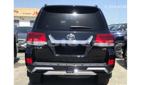 Buy Import Toyota Land Cruiser Black Car in Import - Dubai in Central Buy Import Toyota Land Cruiser Black Car in Import - Dubai in Central