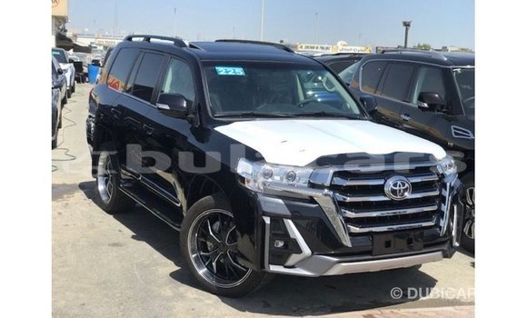Buy Import Toyota Land Cruiser Black Car in Import - Dubai in Central Buy Import Toyota Land Cruiser Black Car in Import - Dubai in Central