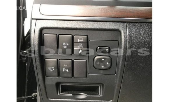 Buy Import Toyota Land Cruiser Black Car in Import - Dubai in Central Buy Import Toyota Land Cruiser Black Car in Import - Dubai in Central