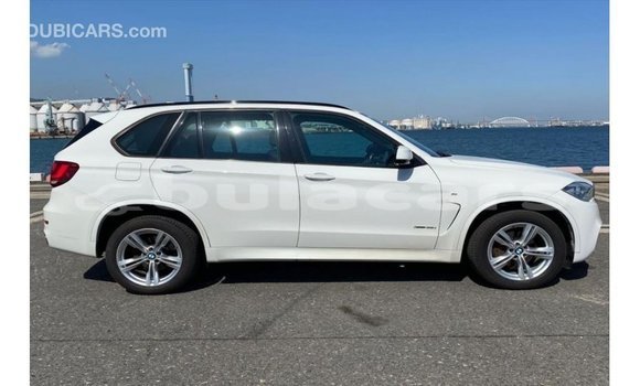 Acheter Import Voiture BMW X5 Blanc à Import - Dubai, Central Acheter Import Voiture BMW X5 Blanc à Import - Dubai, Central