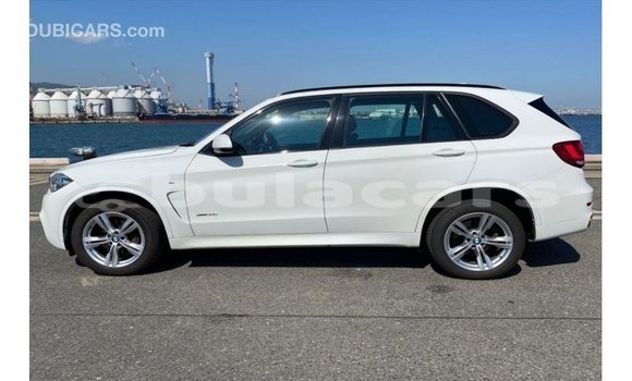 Acheter Import Voiture BMW X5 Blanc à Import - Dubai, Central Acheter Import Voiture BMW X5 Blanc à Import - Dubai, Central