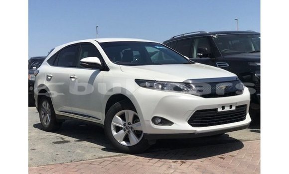 Buy Import Toyota Harrier White Car in Import - Dubai in Central Buy Import Toyota Harrier White Car in Import - Dubai in Central