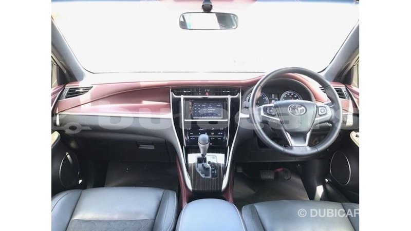 Big with watermark toyota harrier central import dubai 7083