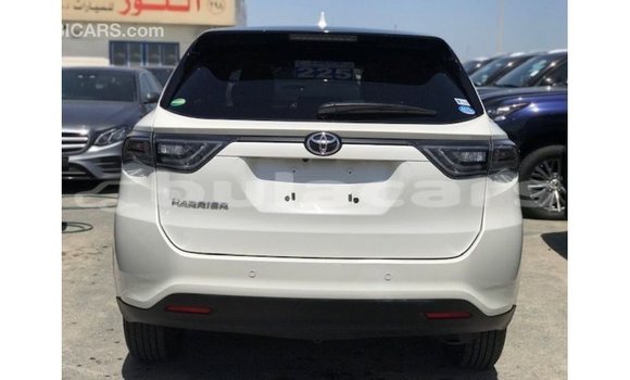 Buy Import Toyota Harrier White Car in Import - Dubai in Central Buy Import Toyota Harrier White Car in Import - Dubai in Central