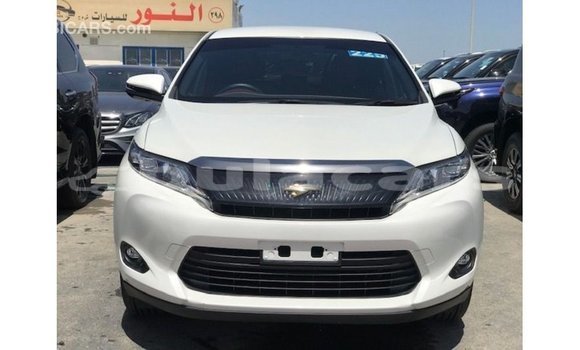 Buy Import Toyota Harrier White Car in Import - Dubai in Central Buy Import Toyota Harrier White Car in Import - Dubai in Central