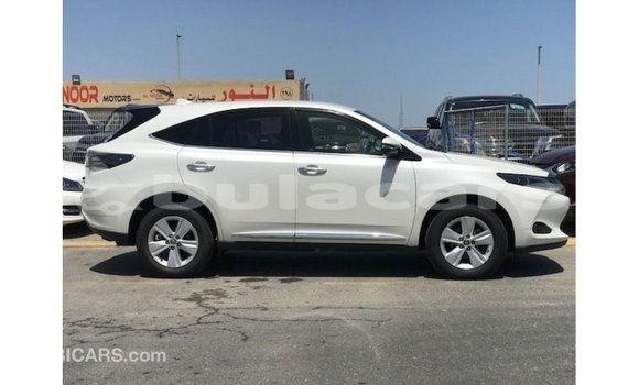 Buy Import Toyota Harrier White Car in Import - Dubai in Central Buy Import Toyota Harrier White Car in Import - Dubai in Central