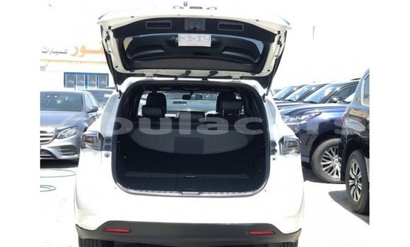 Buy Import Toyota Harrier White Car in Import - Dubai in Central Buy Import Toyota Harrier White Car in Import - Dubai in Central