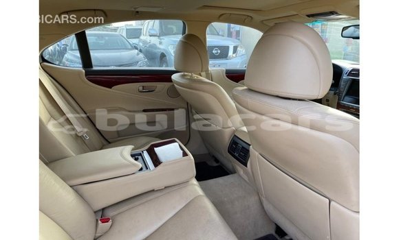 Buy Import Lexus LS Other Car in Import - Dubai in Central Buy Import Lexus LS Other Car in Import - Dubai in Central